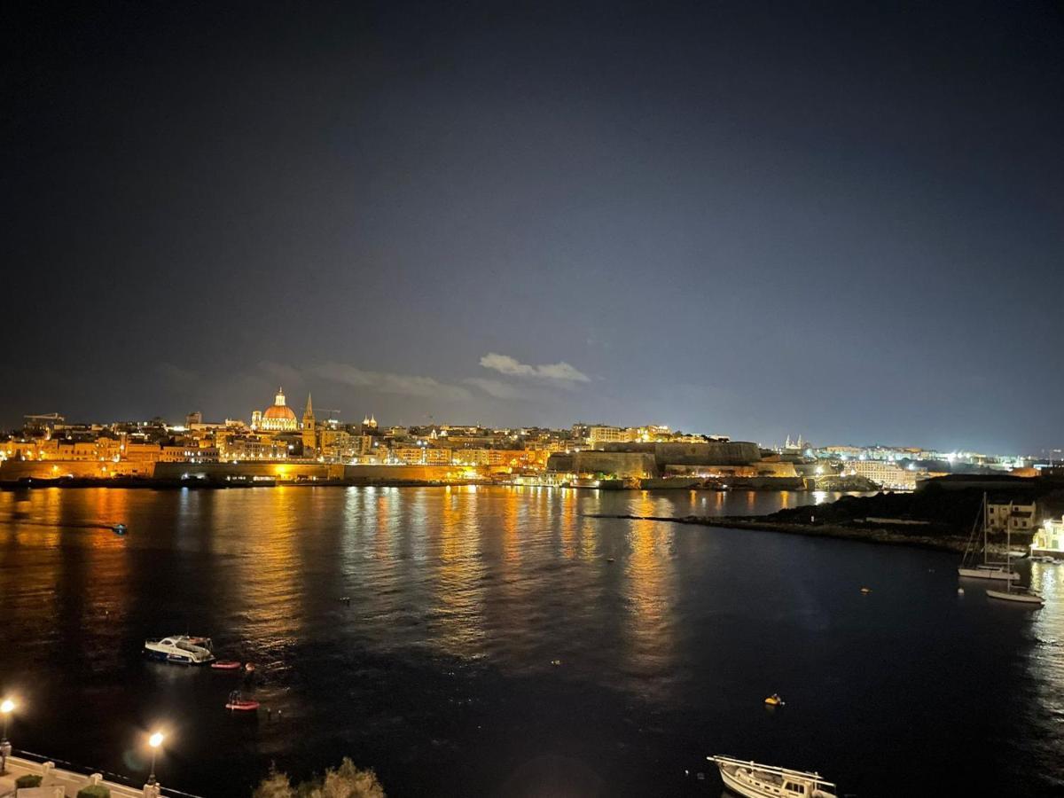 Sliema Seaview & Seafront- Apt 9, 49 Tigne Point Mansions Екстериор снимка
