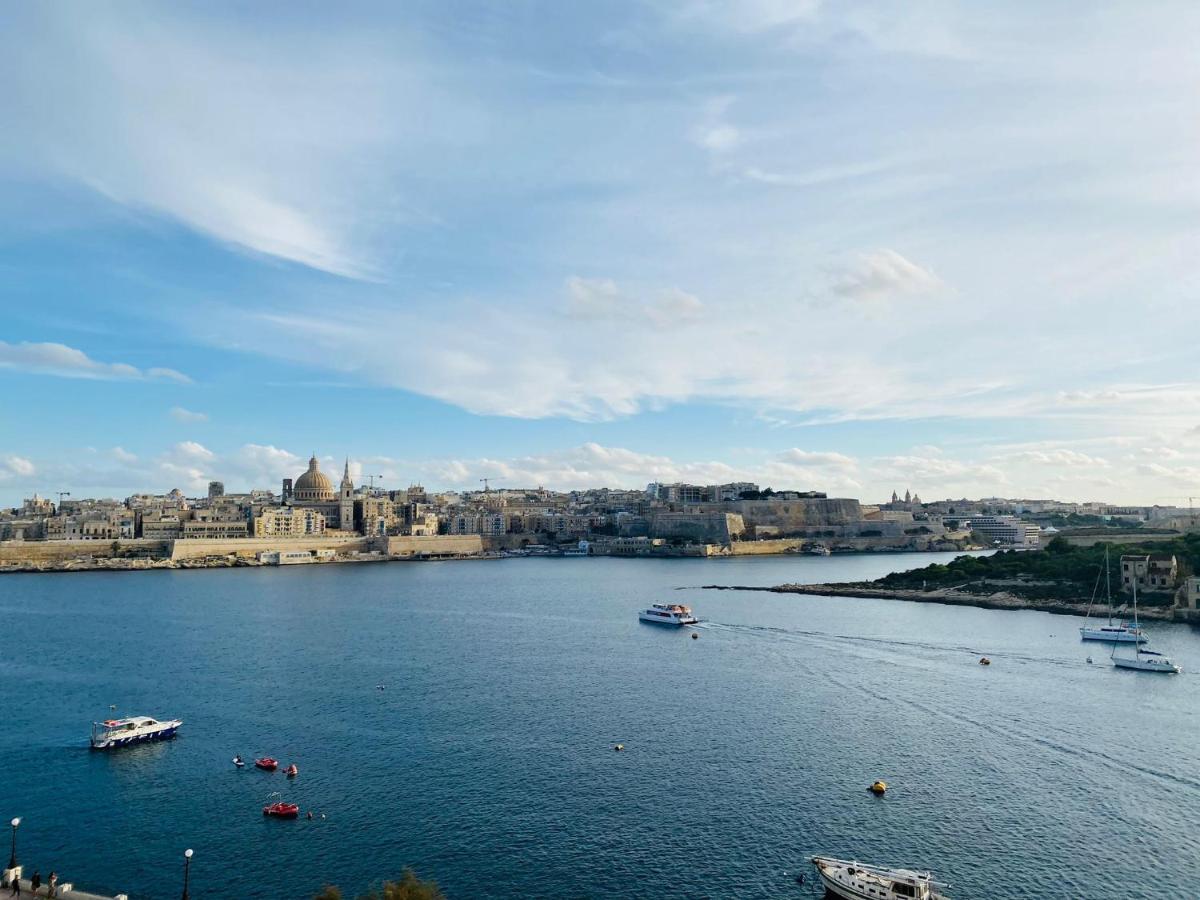 Sliema Seaview & Seafront- Apt 9, 49 Tigne Point Mansions Екстериор снимка